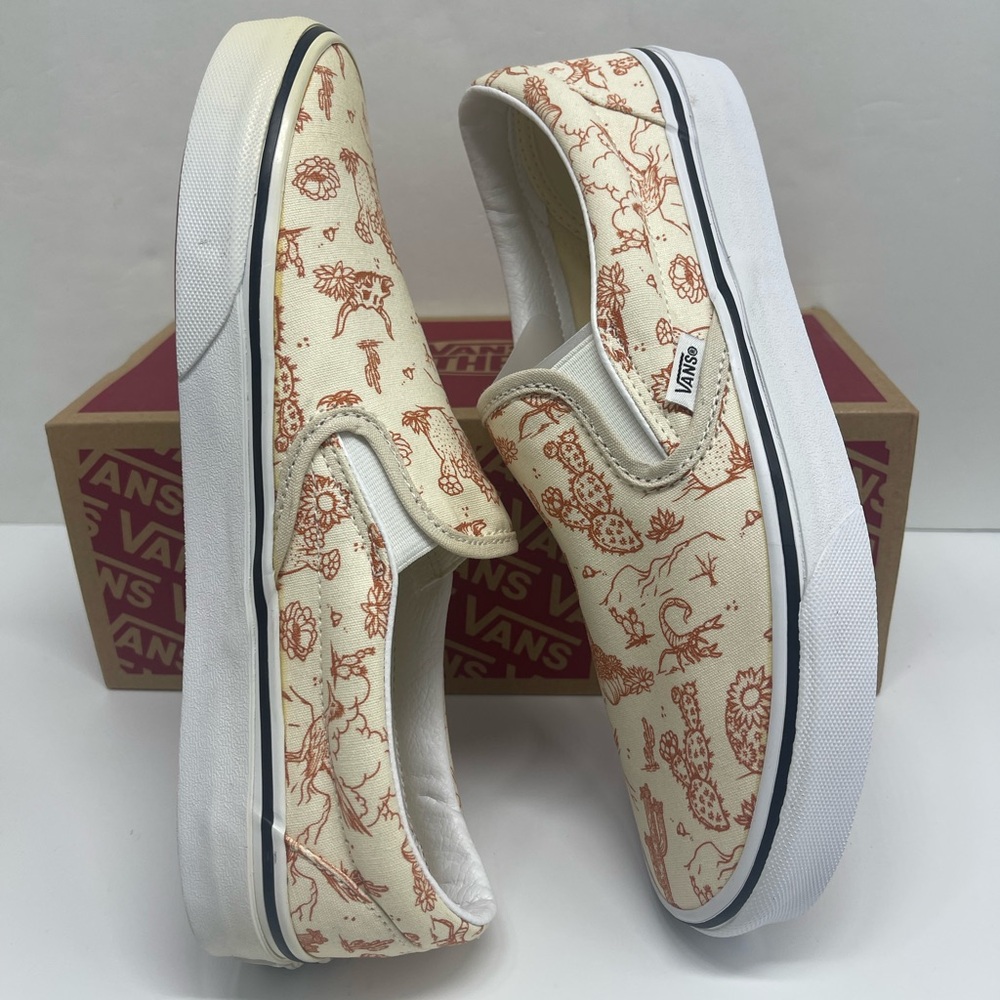 Vans Men’s Classic Slip-On
Desert Vibes Turtle dove/True W Sneakers 
VN0A5JLX8NL - Picture 6 of 16